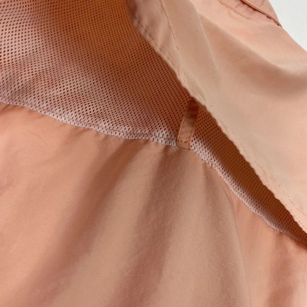 LL‎ Bean Shirt Womens Medium Peach Short Sleeve Button Front Nylon Blend Outdoor